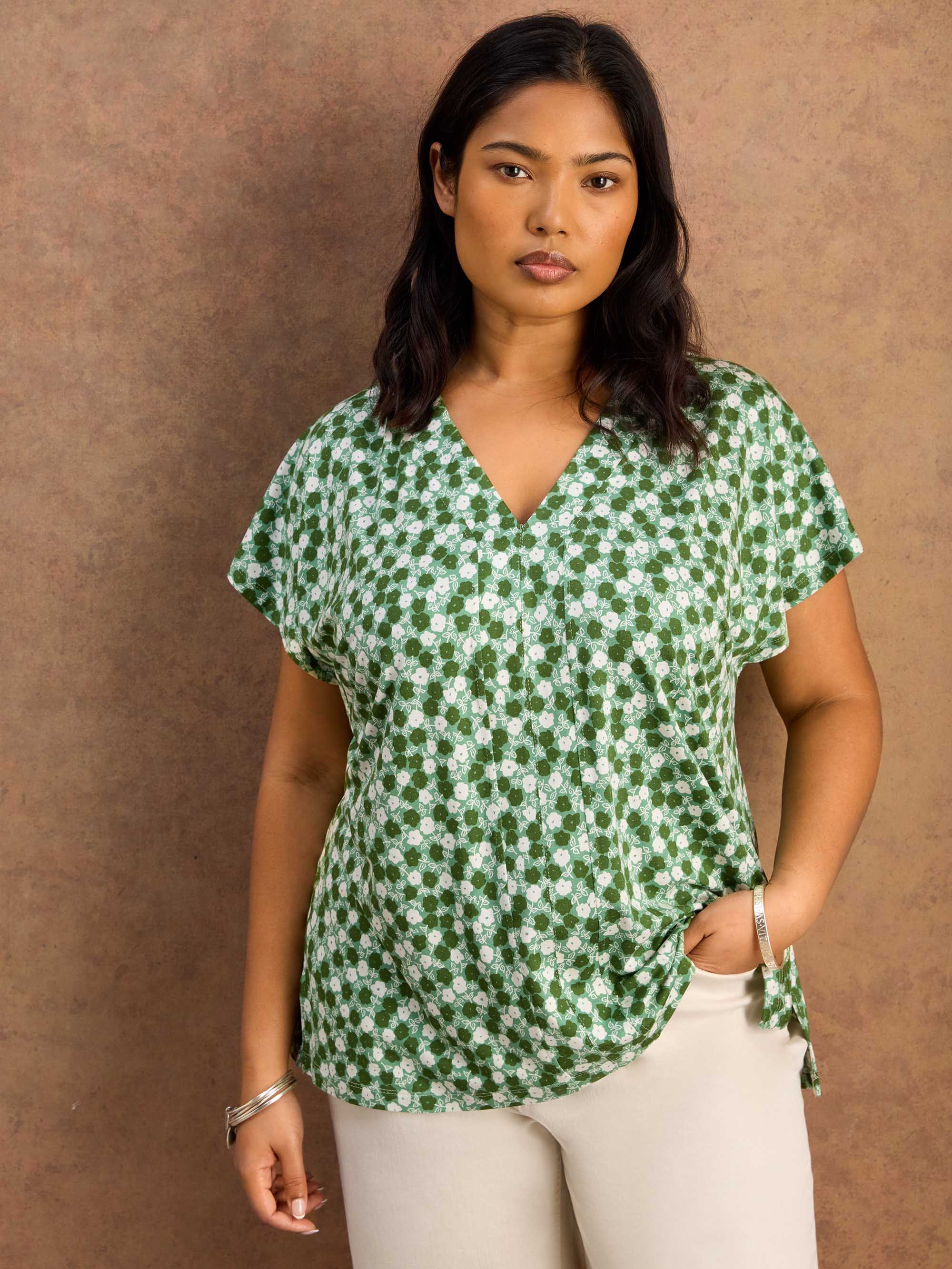 Green Ditsy V Neck Jersey Top