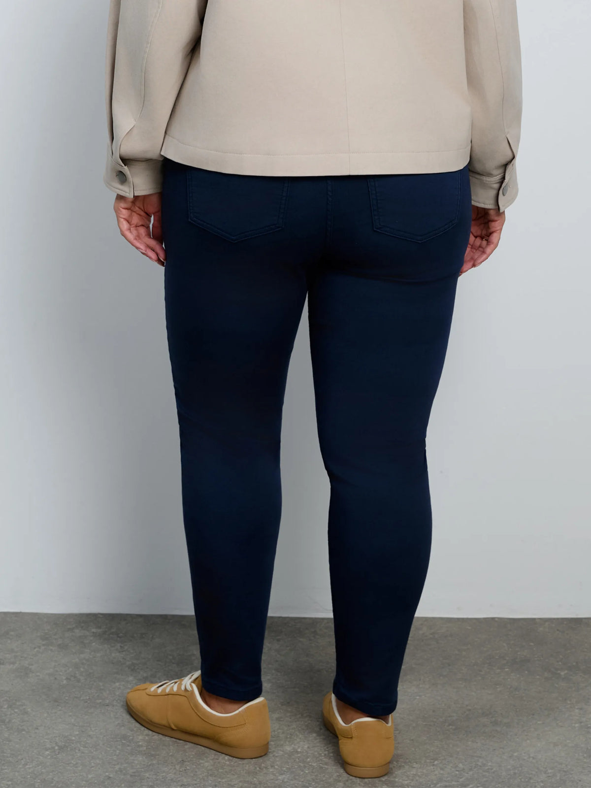 Petite Navy Regular Jegging