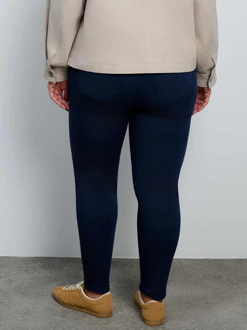 Petite Navy Regular Jegging