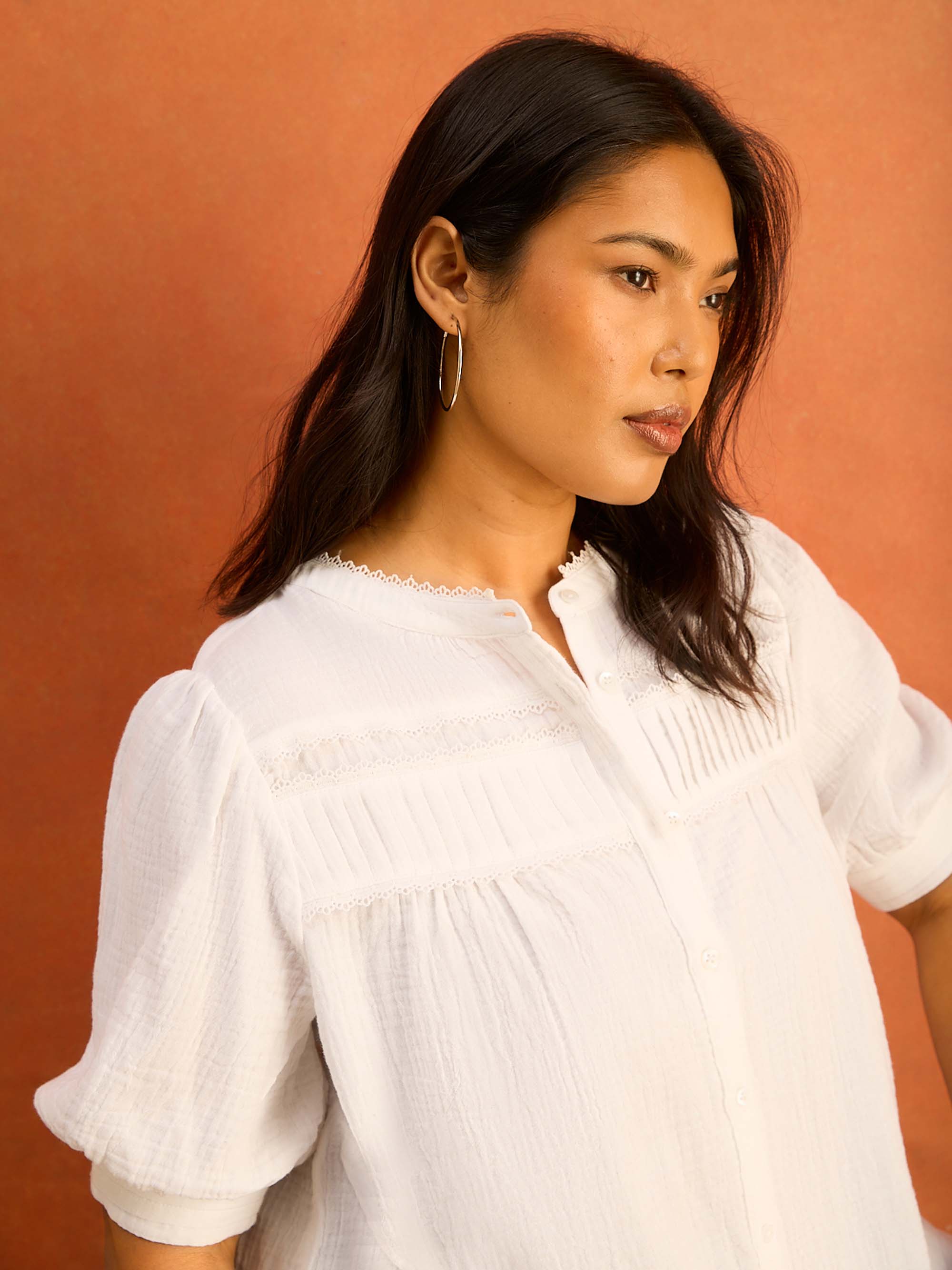 White Cheesecloth Pintuck Detail Short Sleeve Blouse