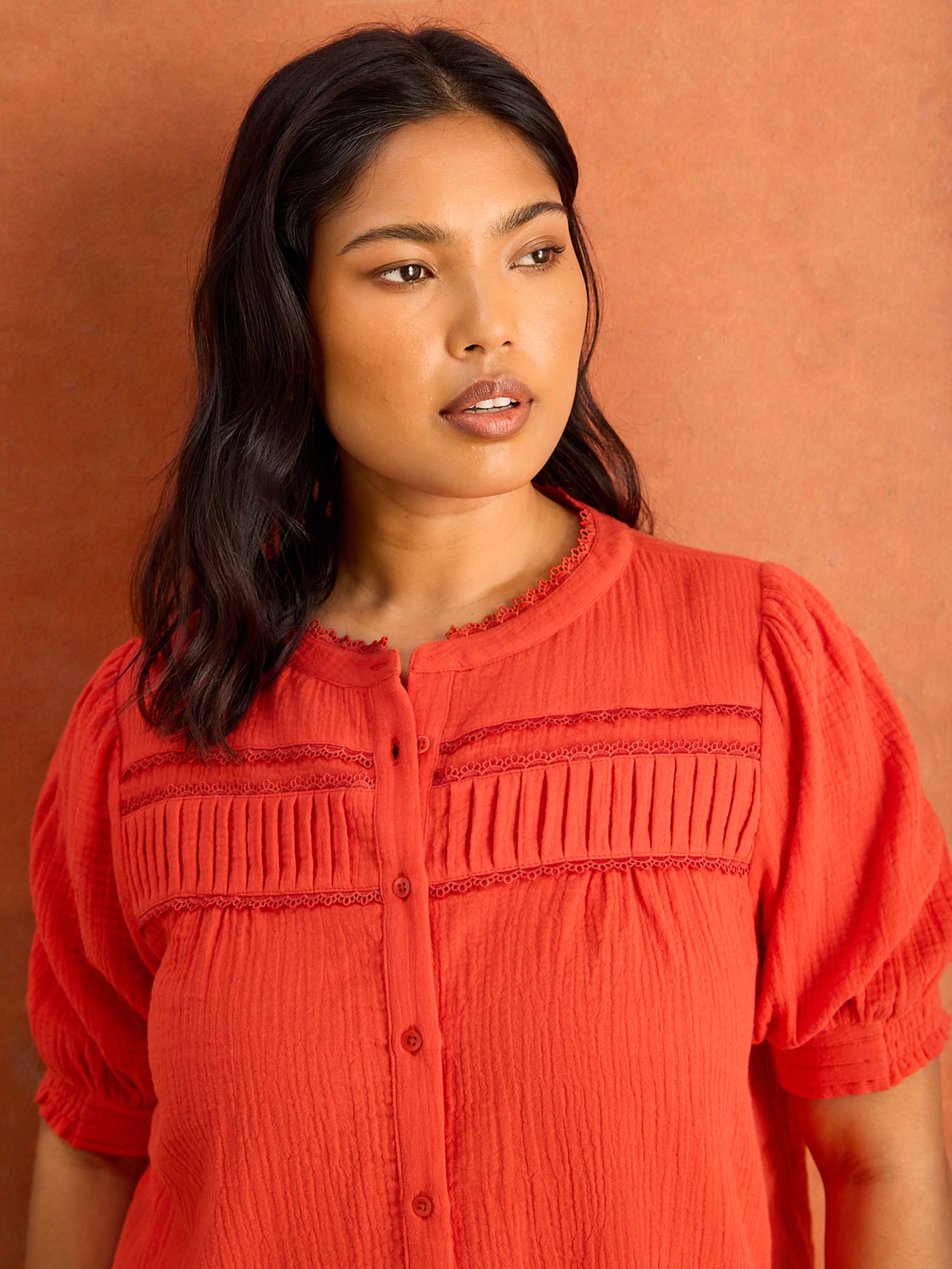 Red Cheesecloth Pintuck Detail Short Sleeve Blouse