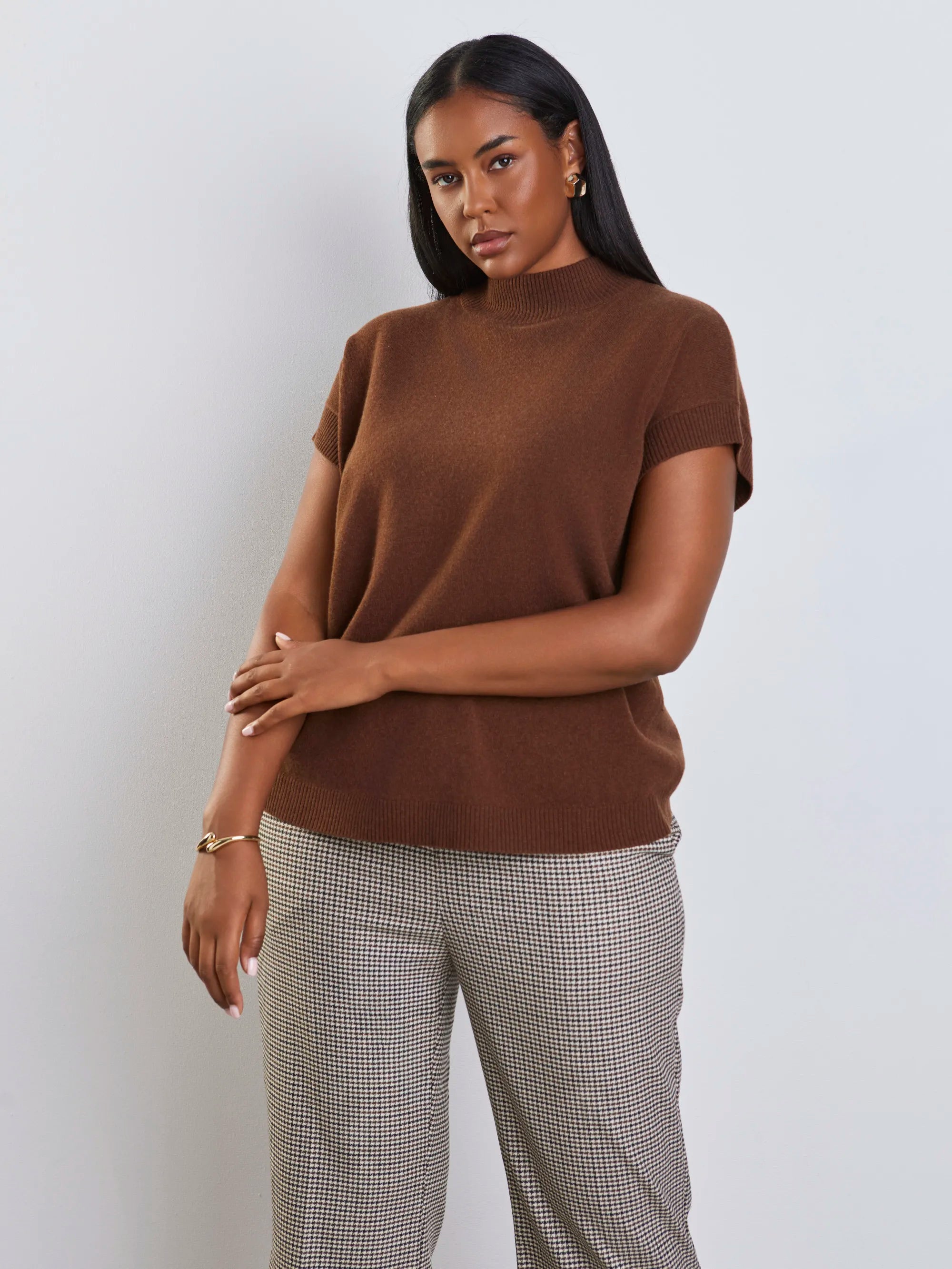 Brown High Neck Knitted Vest