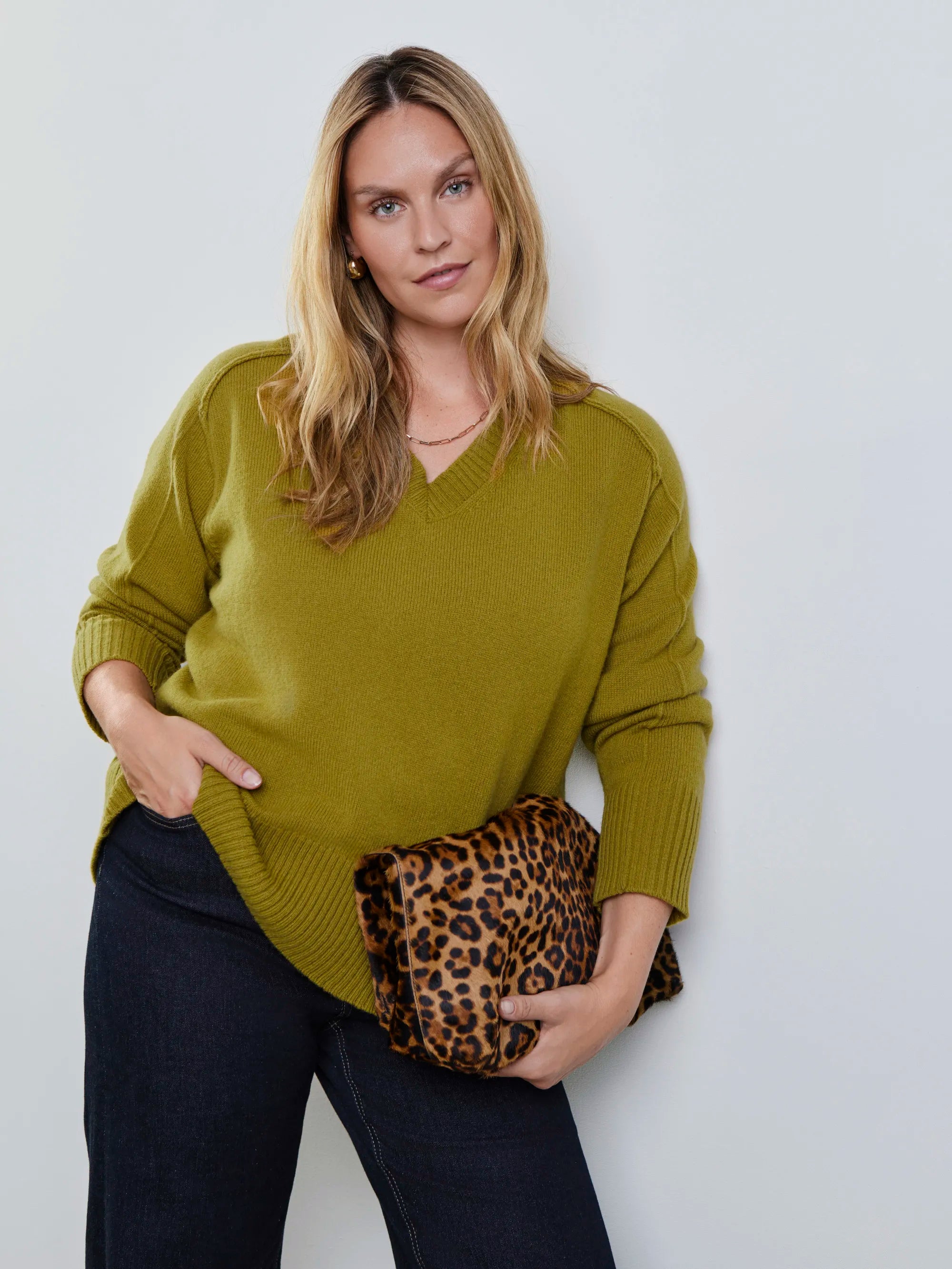 Plus size chartreuse V-neck jumper