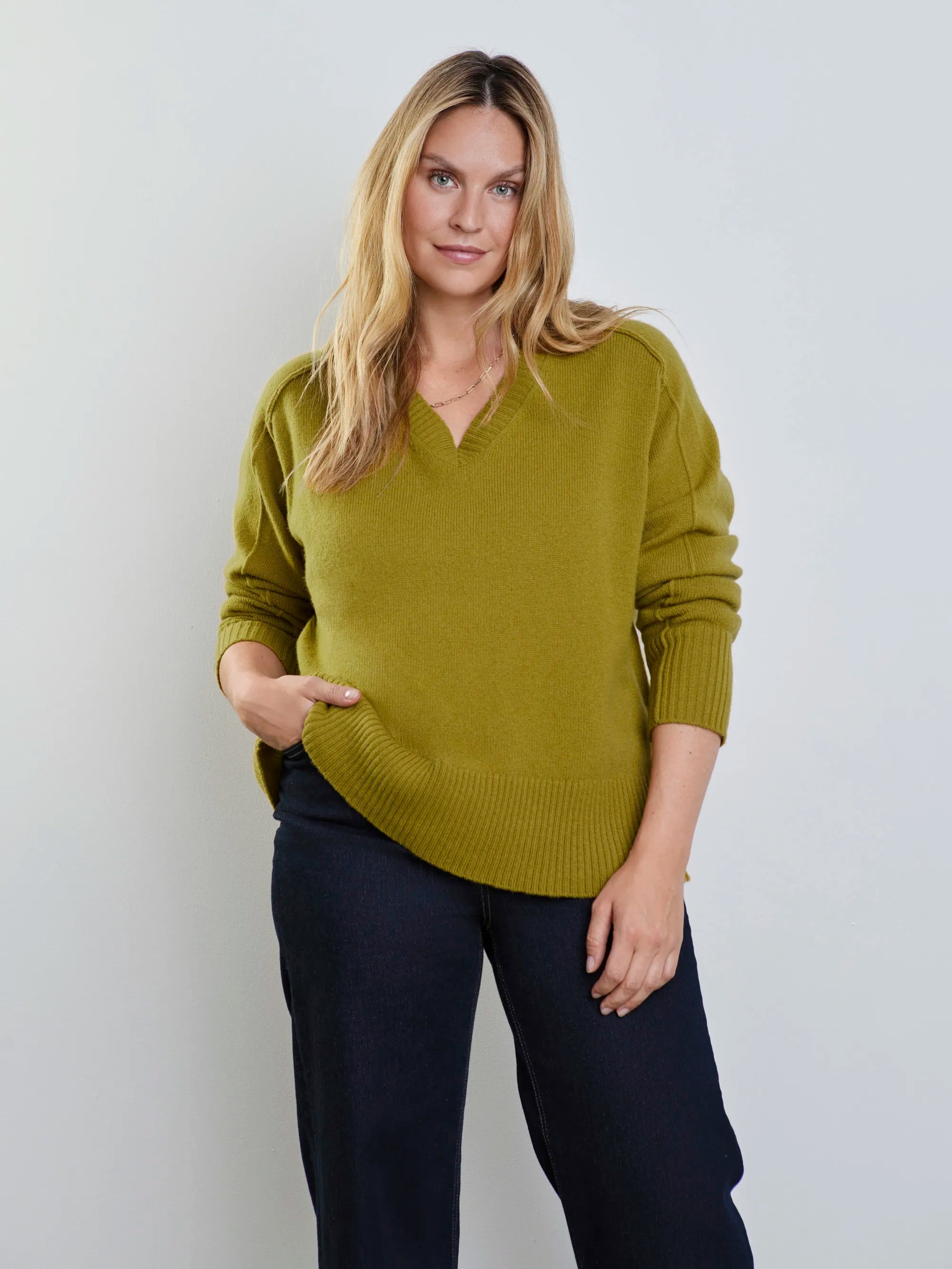 Plus size chartreuse V-neck jumper