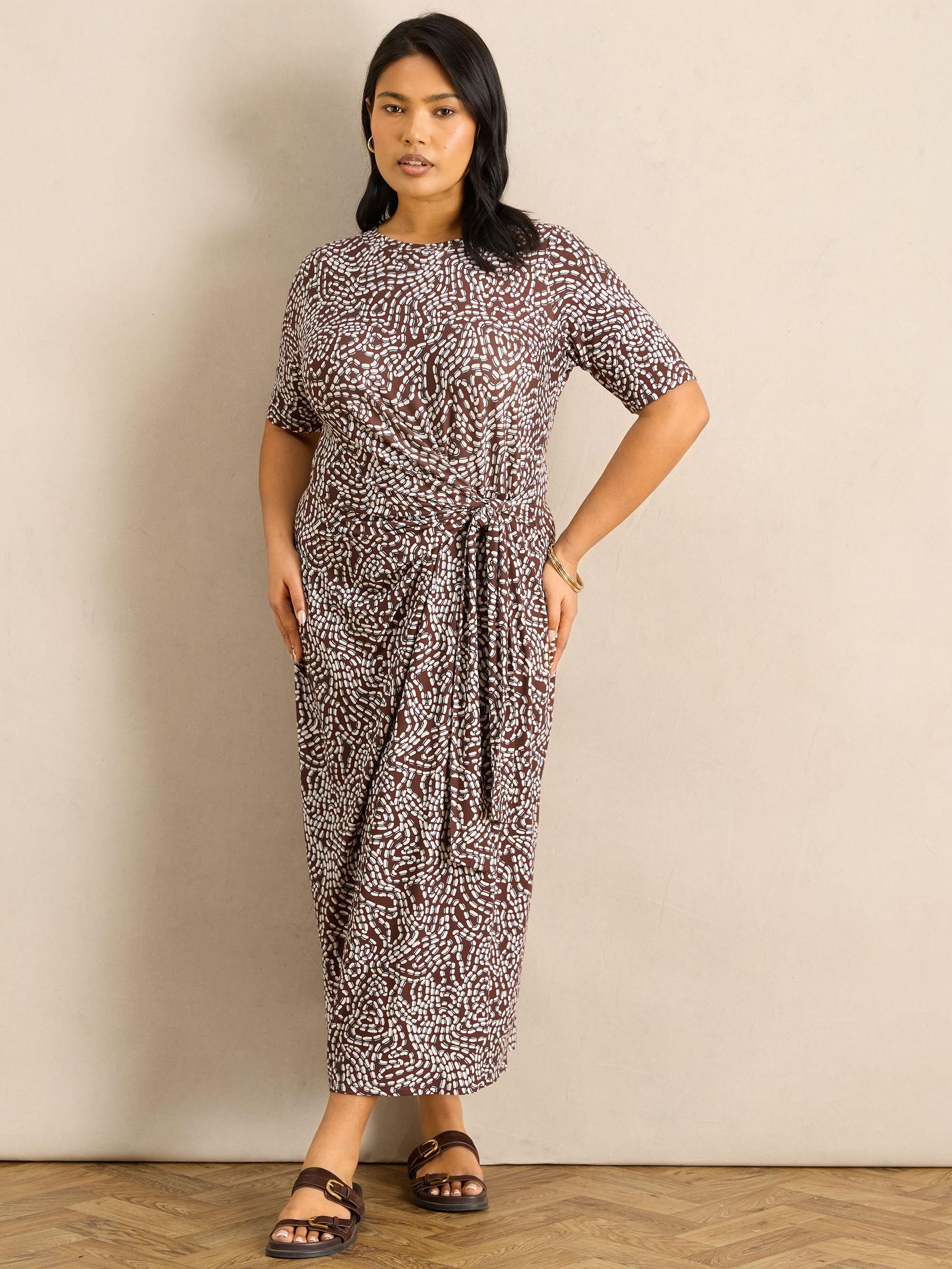 Brown Abstract Print Tie Side 3/4 Sleeve Jersey Midaxi Dress