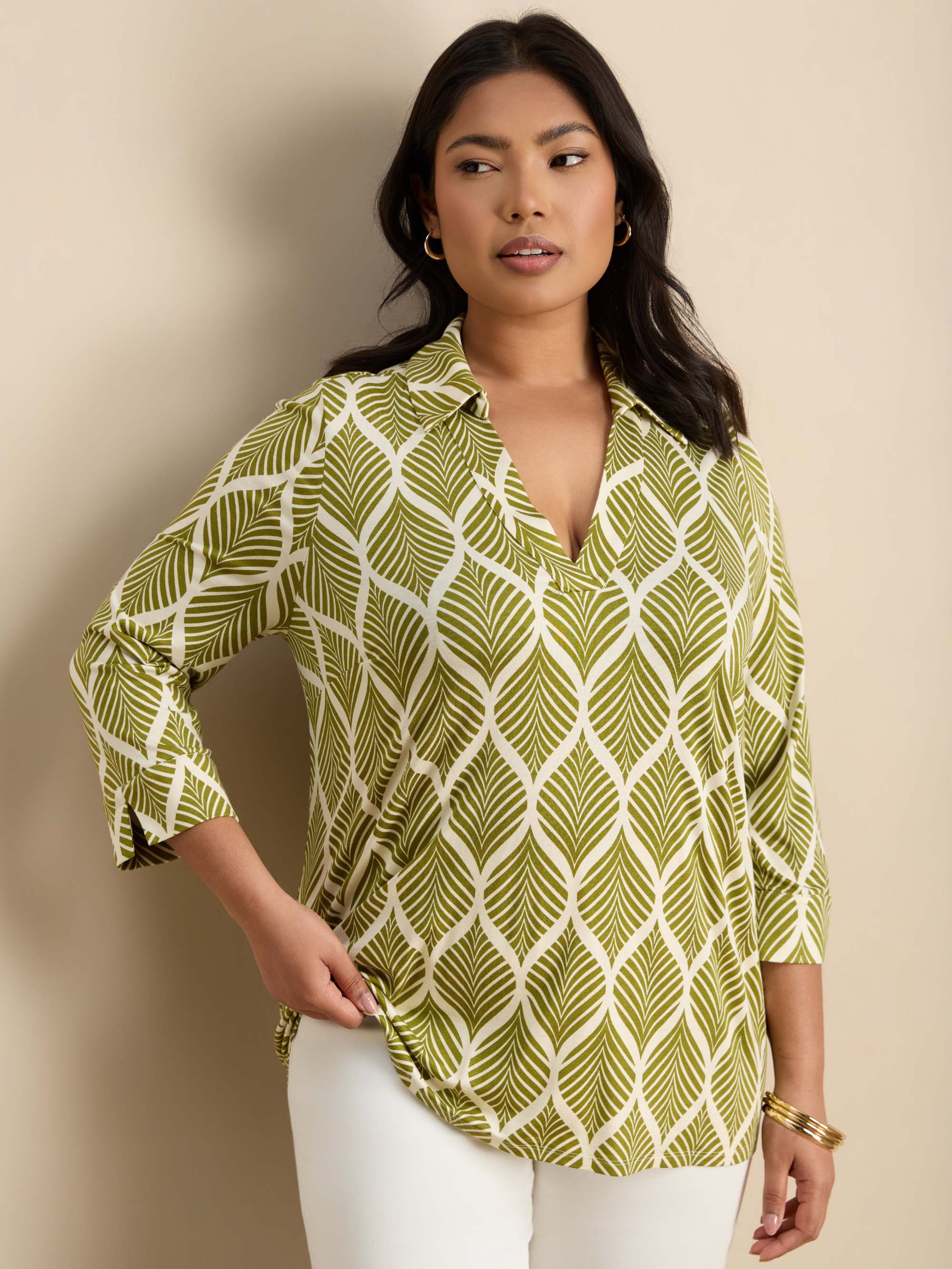 Chartreuse  Print 3/4 Sleeve Collared V-Neck Jersey Top Plus Size Curve