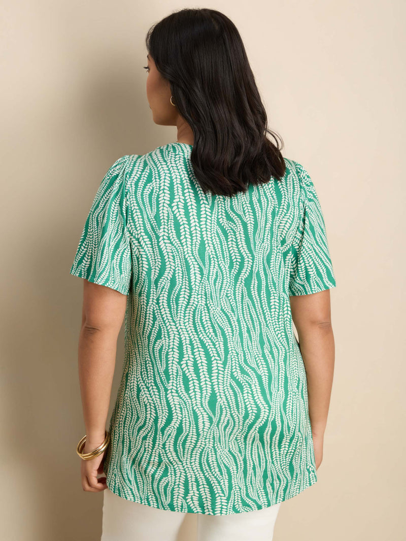 Green Linear Leaf Print Short Sleeve Jersey Top