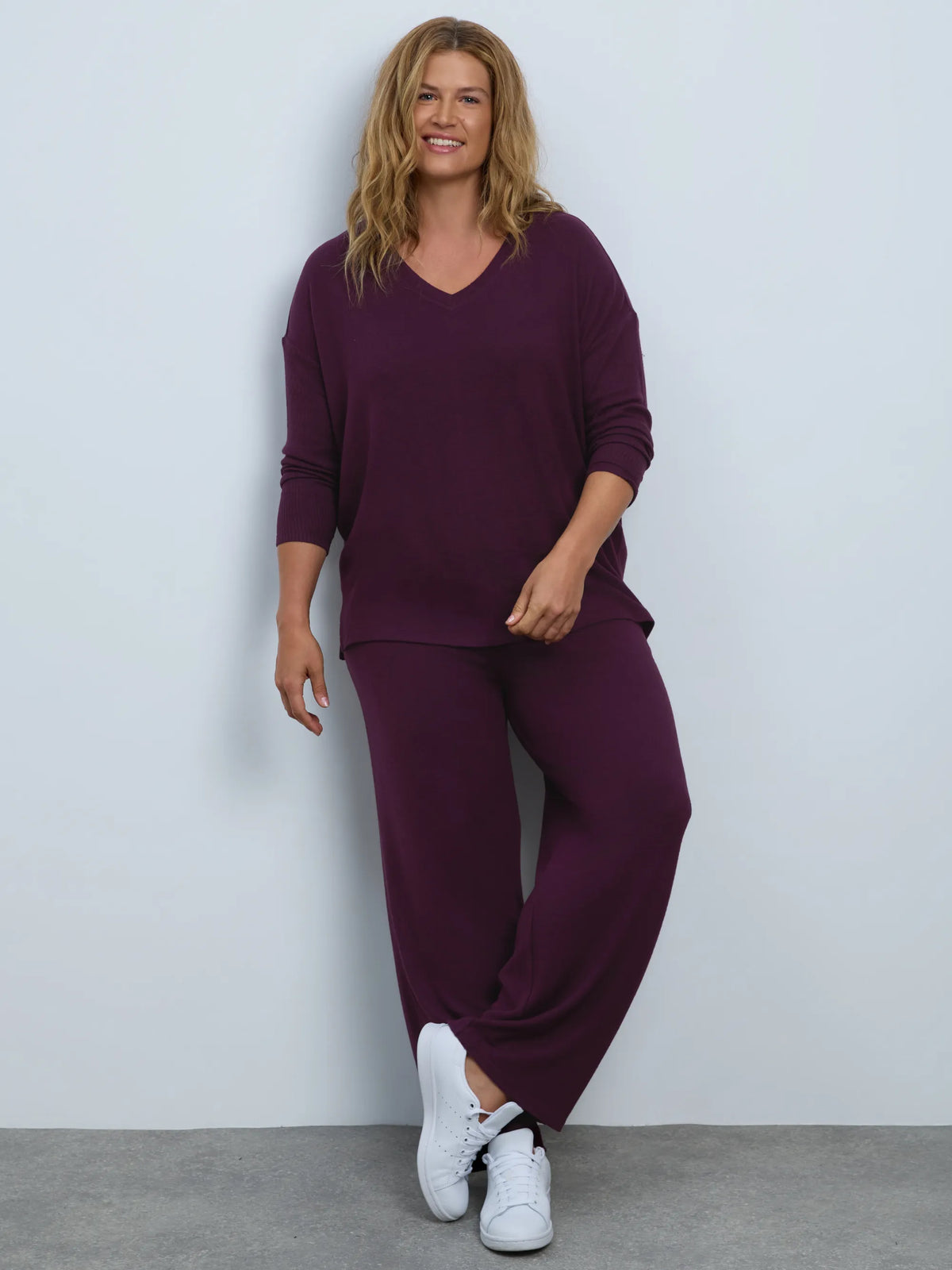 Plum Supersoft V Neck Top Ribbed Sleeve