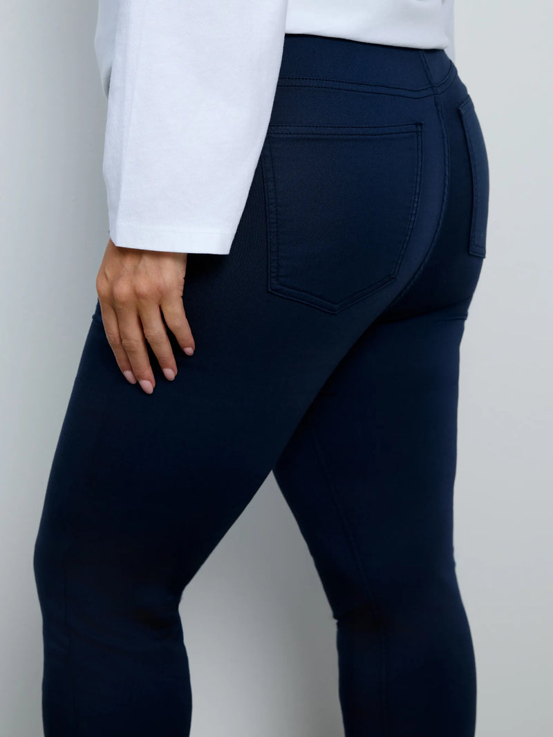 Petite Navy Regular Jegging