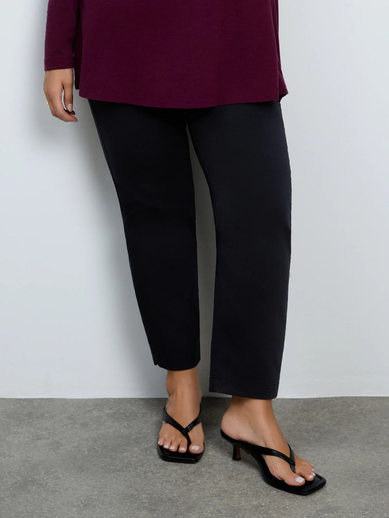 Black Straight Leg Jegging