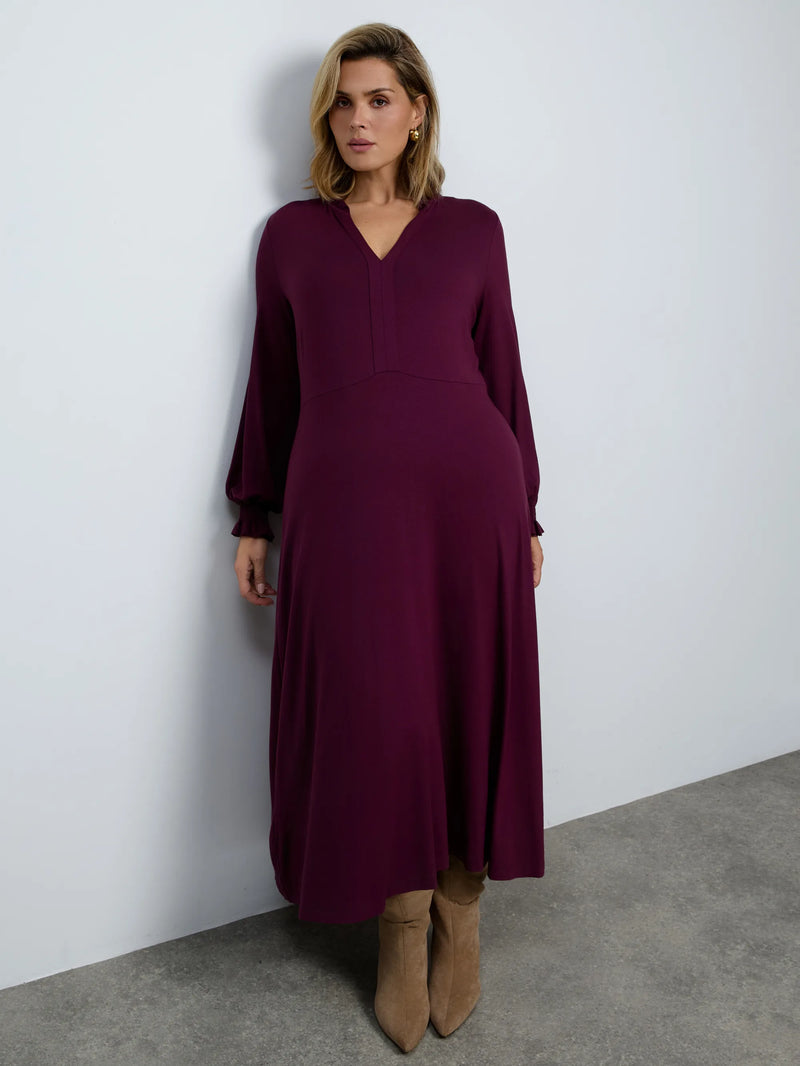 Plus size burgundy jersey midaxi dress
