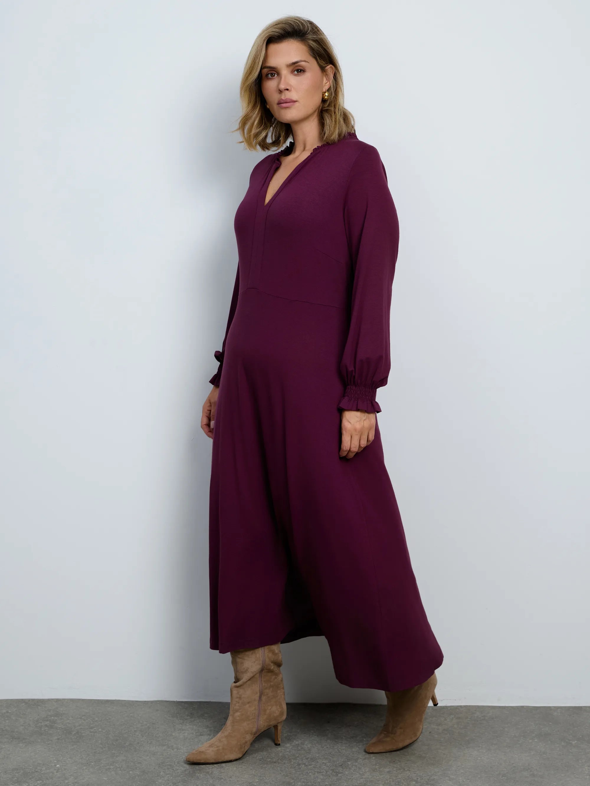 Plus size burgundy jersey midaxi dress