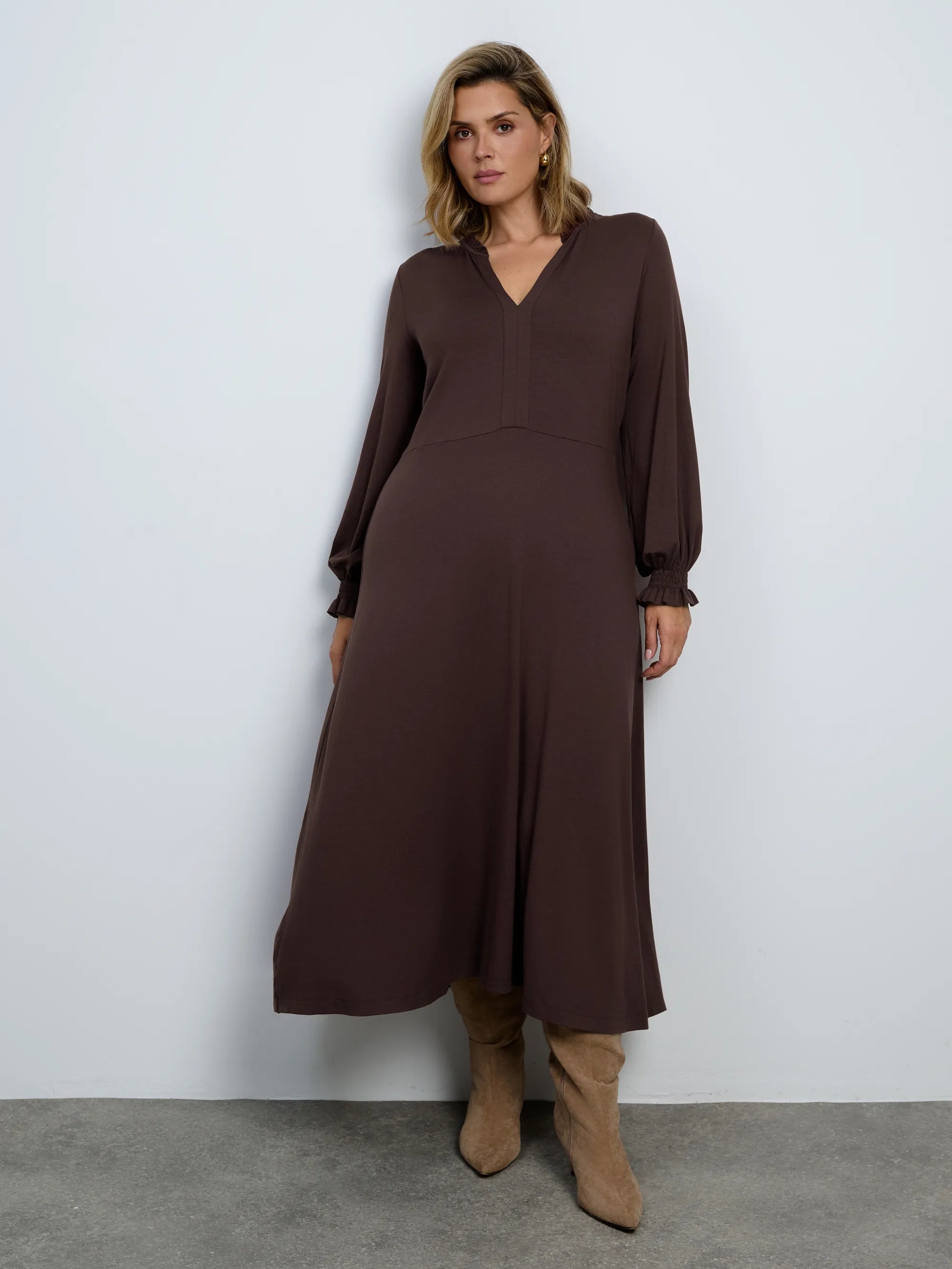 Plus size chocolate jersey midaxi dress
