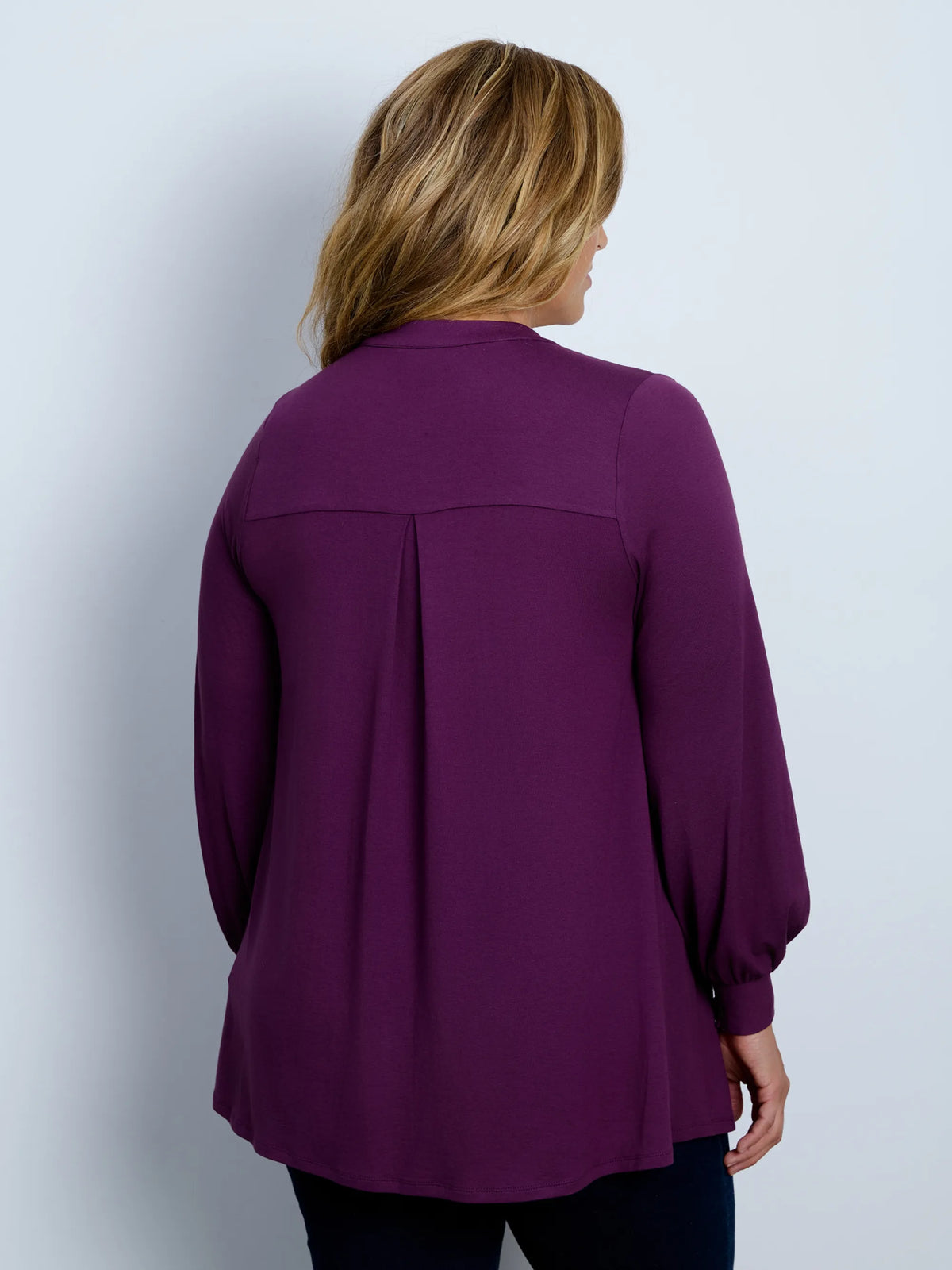 Purple jersey Nehru collar tunic with blouson sleeves.