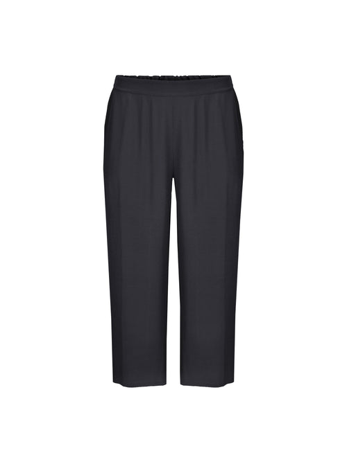 Black Cropped Trousers With Pocket