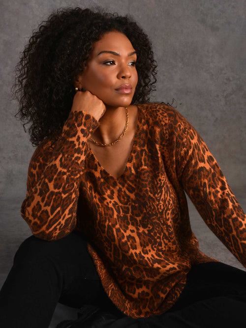Animal Print Relaxed V-Neck Knitted Jumper