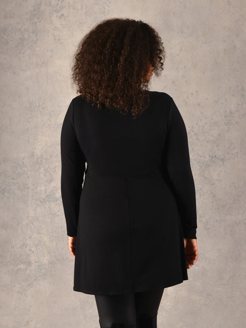 Black Knot Front Jersey Top