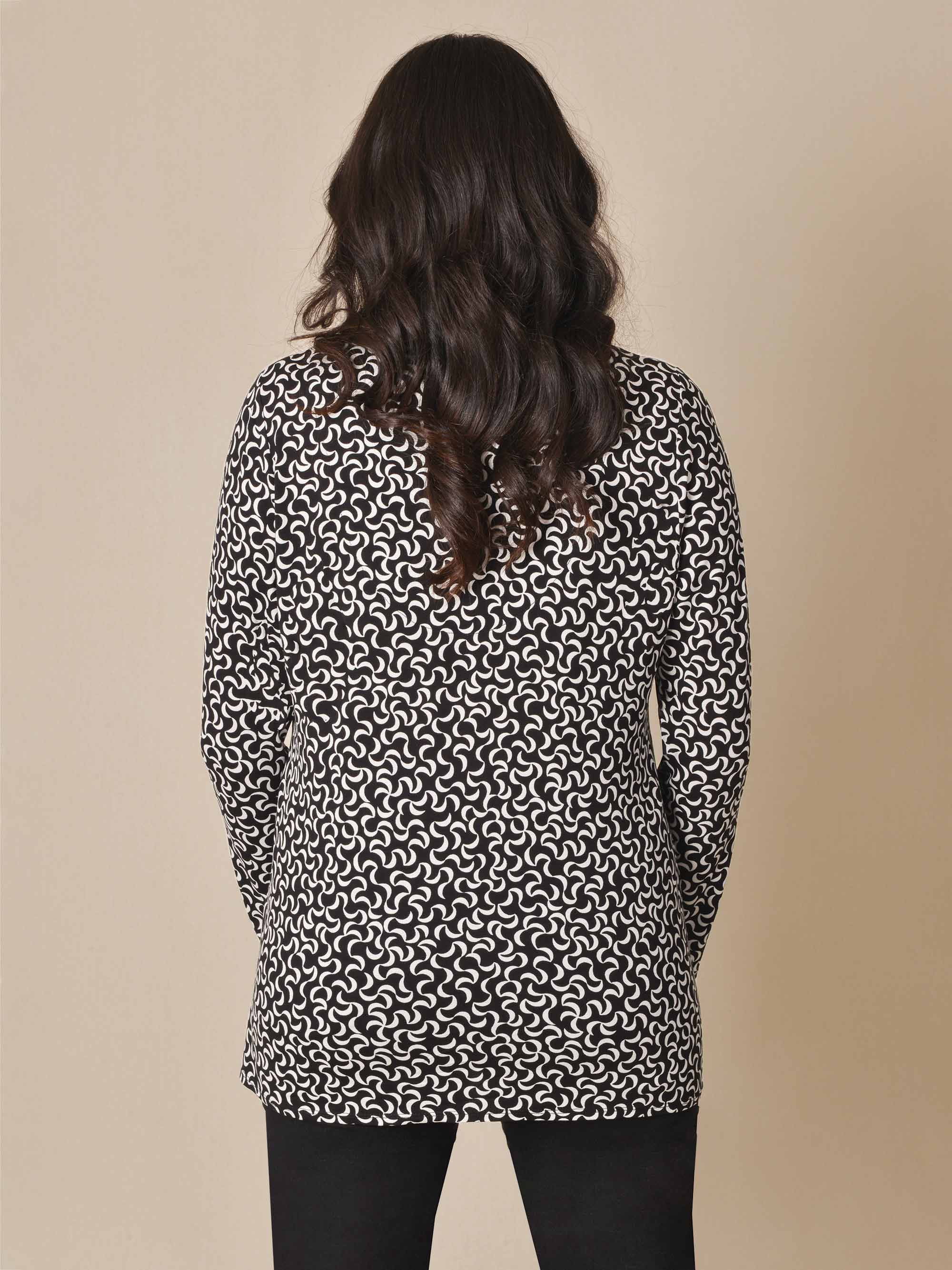 Mono Curl Print Fitted Jersey Top