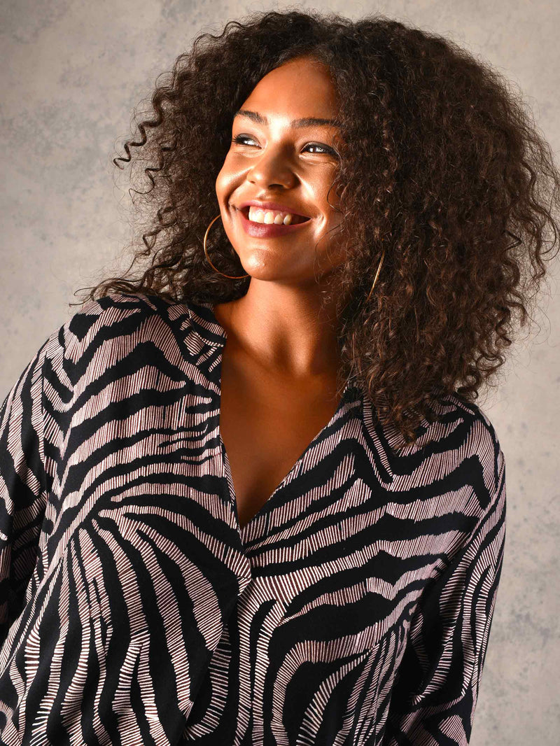Mono Wave Print Jersey Longline Shirt