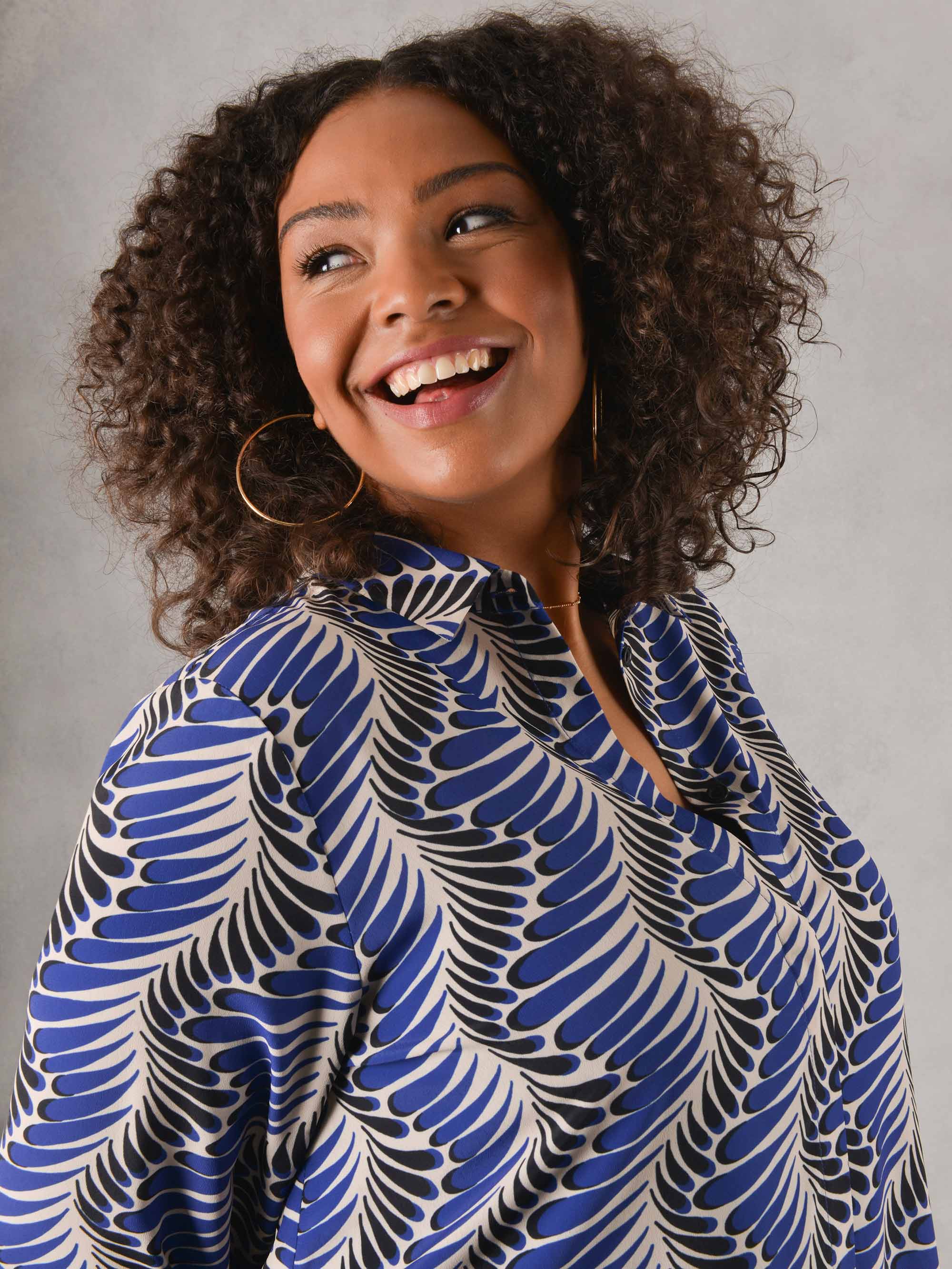 Blue Feather Print Hanky Hem Longline Shirt