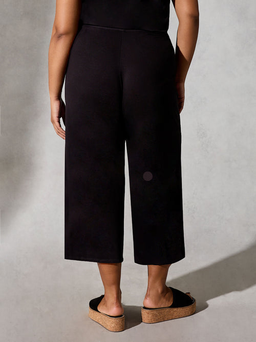 Black Cropped Pull-On Jersey Trouser